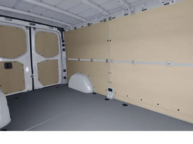 Mercedes-Benz Sprinter view 8