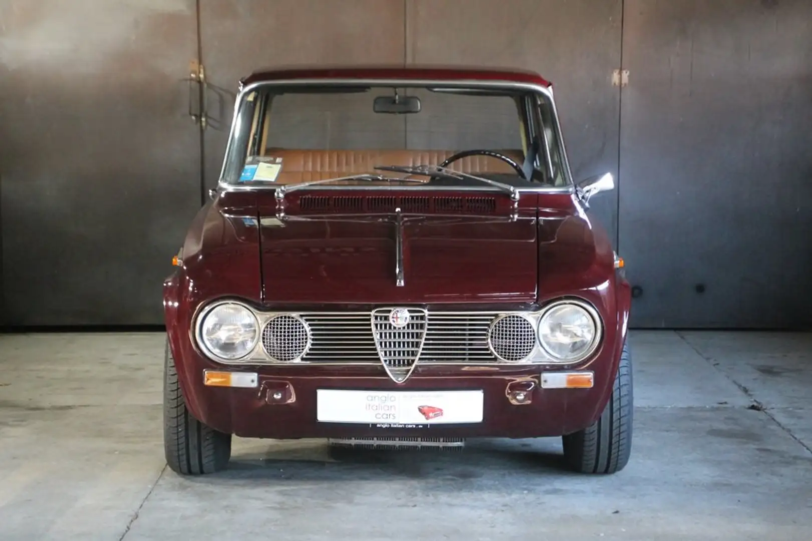 Alfa Romeo Giulia 1300 TI / 105.39 / top daily driver Red - 2