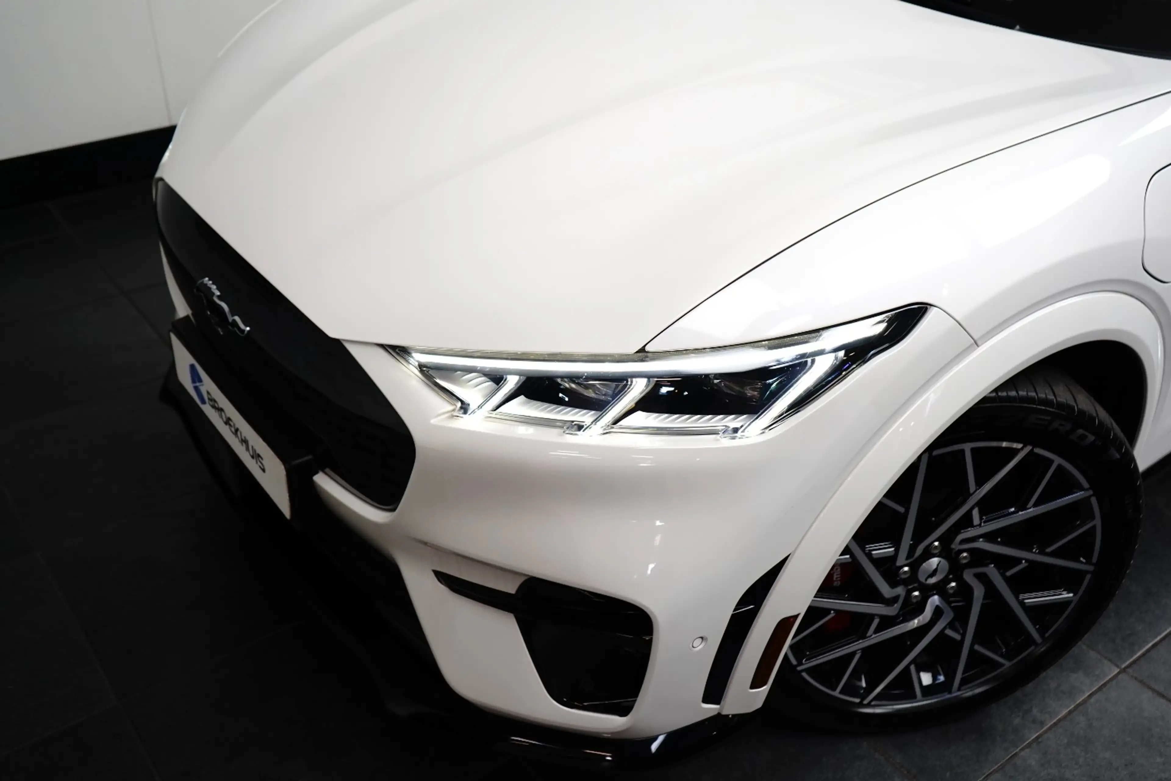 Ford Mustang Mach-E GT Extended 91KWh AWD 487pk | Panoramadak | 20"LMV — photo 24