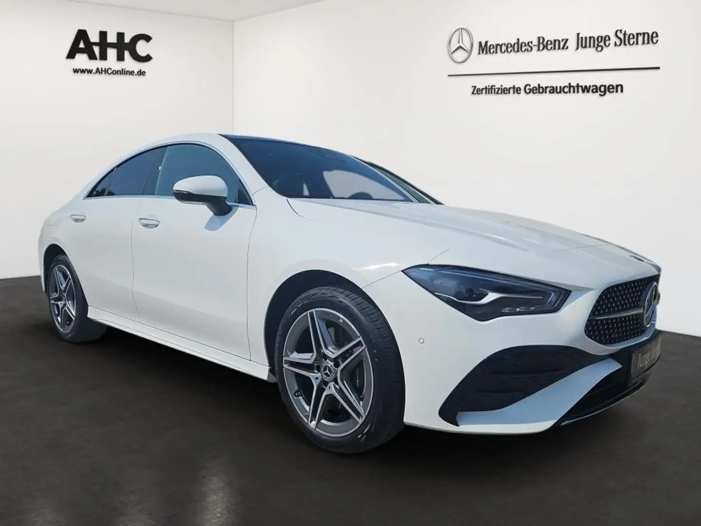 Mercedes-Benz CLA 250 e Coupé AMG AHK Totwi. Pano KeyLess SHZ Weiß - 2