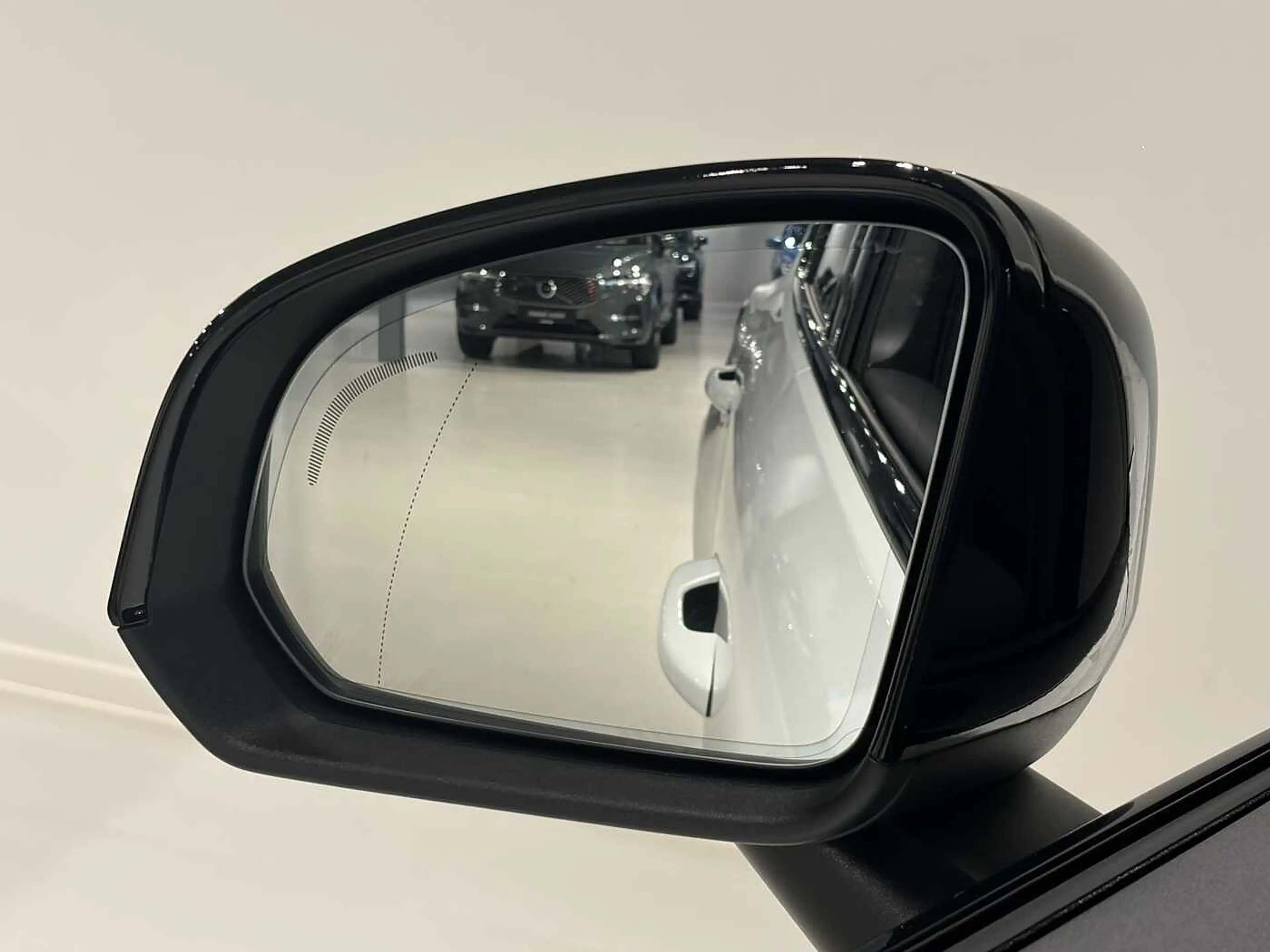 Volvo C40 Recharge Plus — photo 12