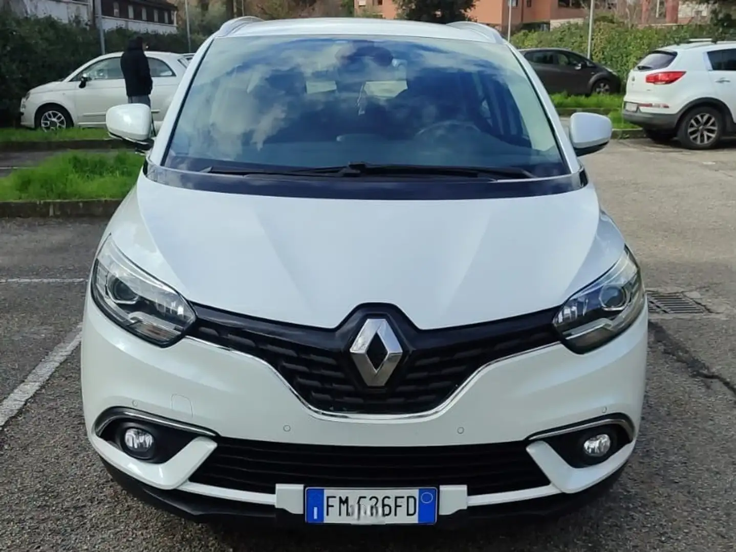 Renault Grand Scenic 1.5 dci  7 posti - 1