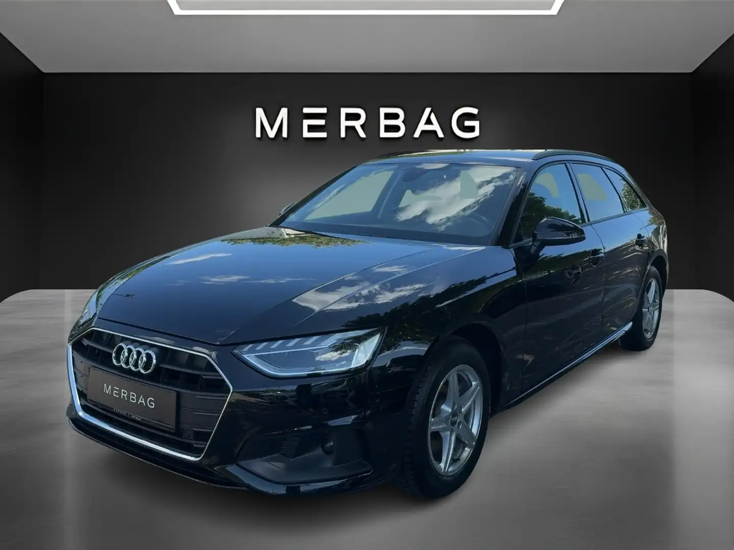 Audi A4 AVANT 35TDI S-TRO Чорний - 1
