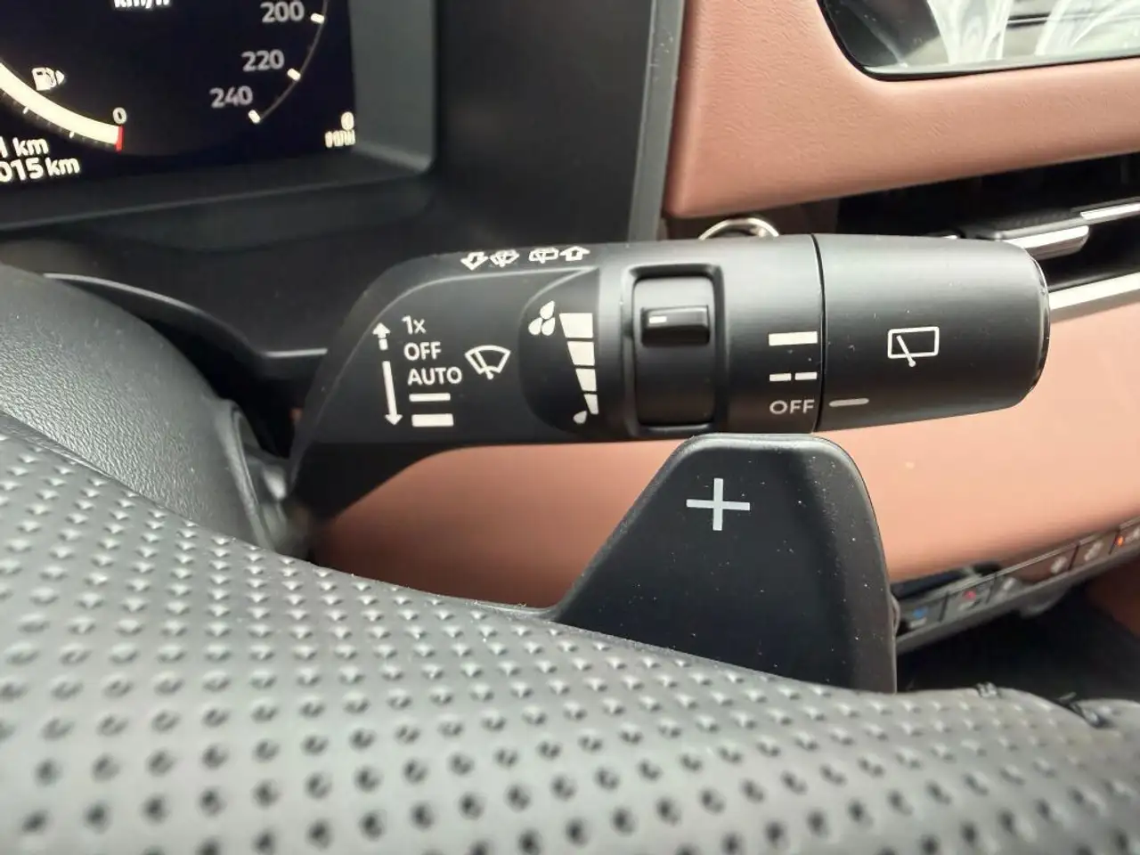 Mitsubishi Outlander снимка Mitsubishi Outlander