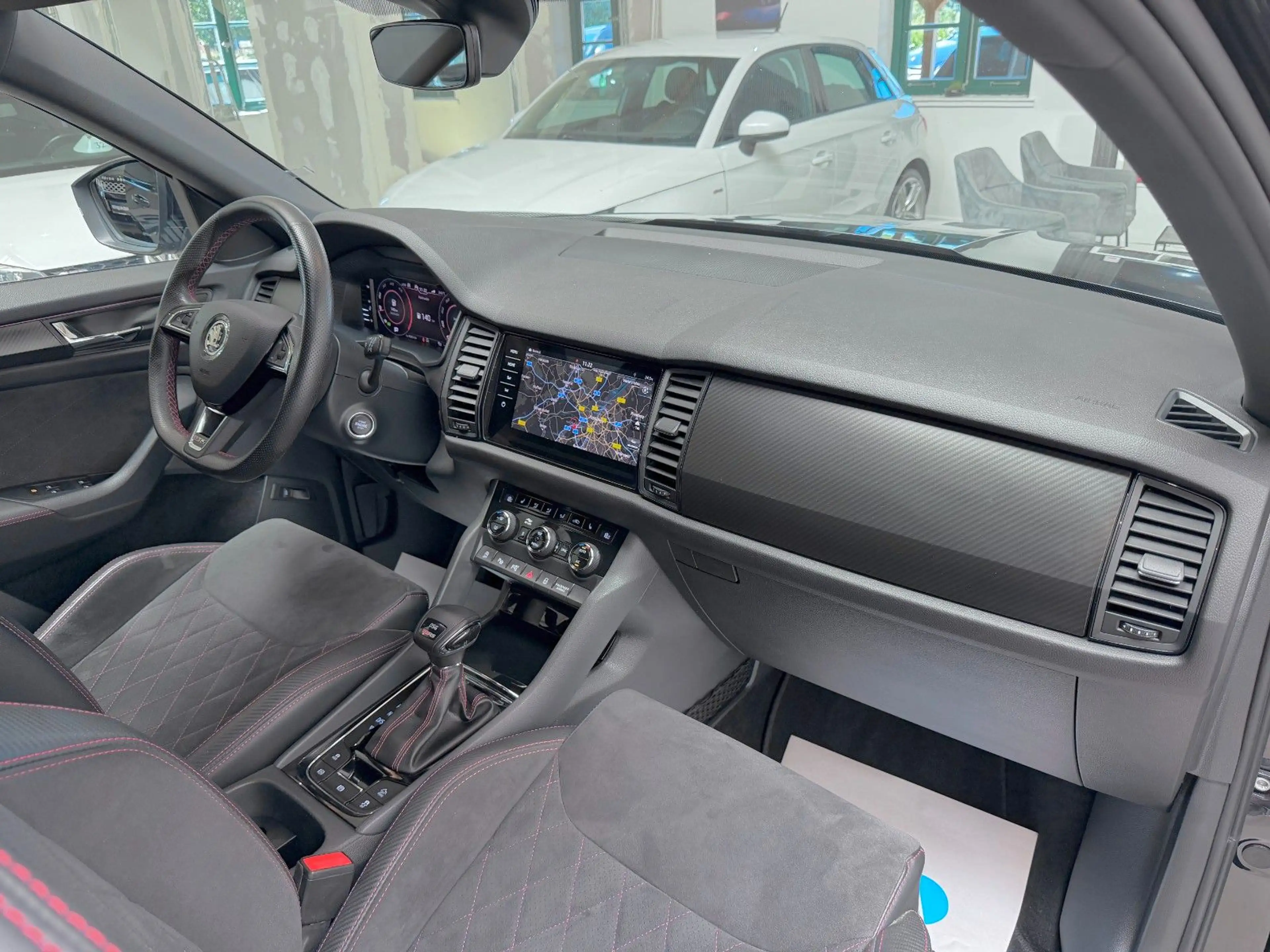 Skoda Kodiaq 2.0 BI-TDI 4x4 DSG RS Sport 239PS *VOLL* — photo 7