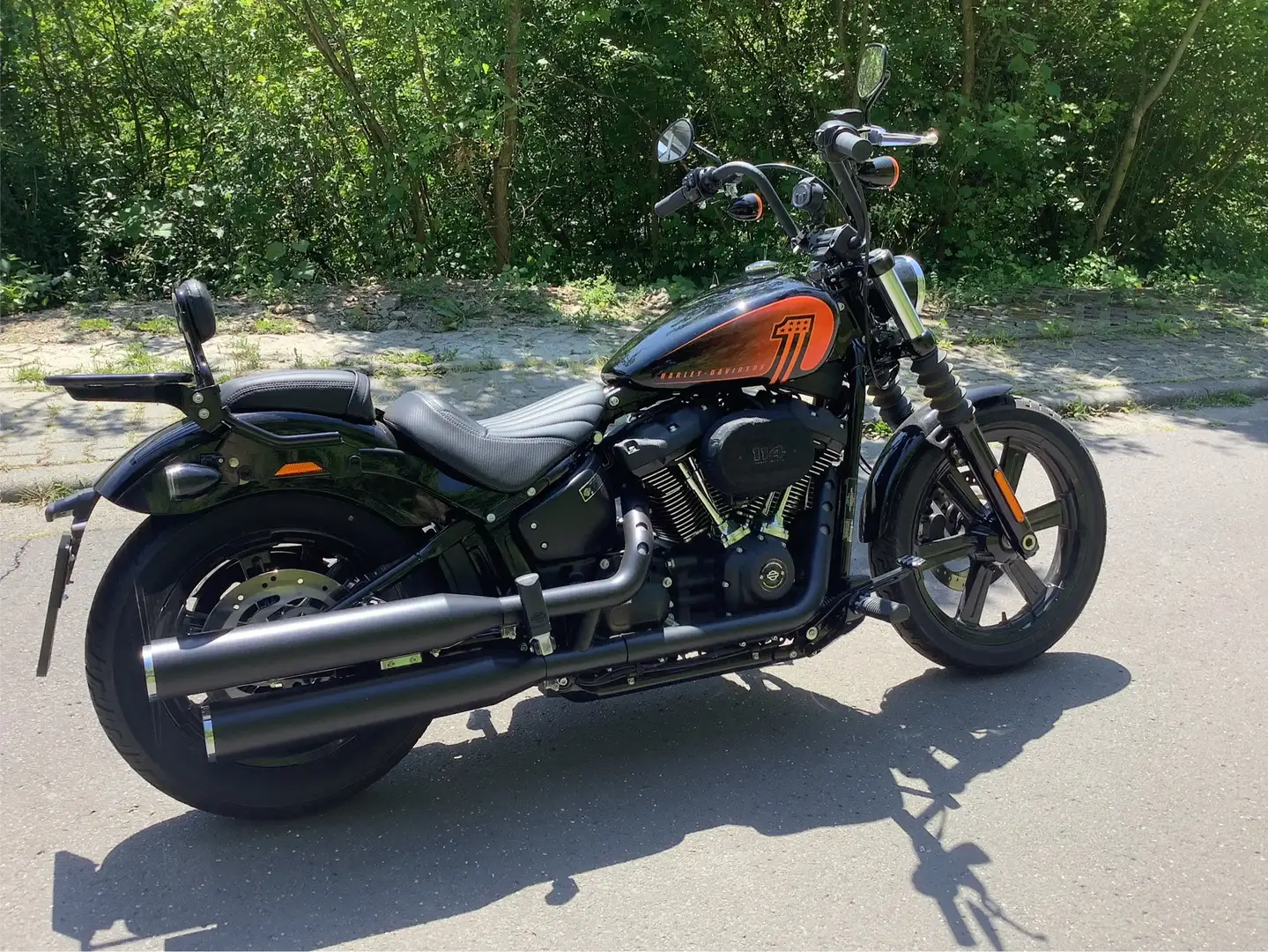Harley-Davidson Street Bob FXBBS 114 Чорний - 1