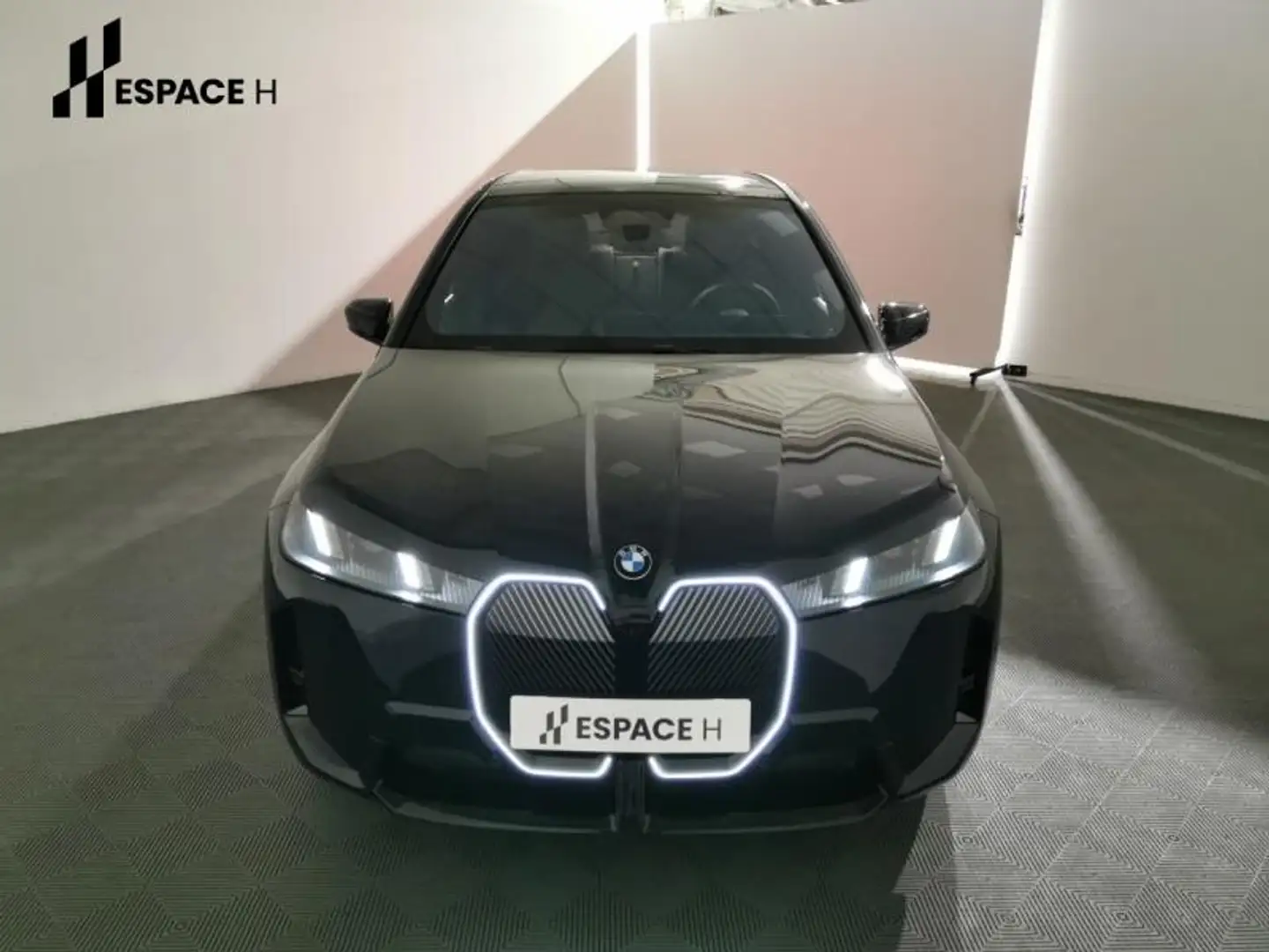 BMW iX xDrive60 544ch M Sport Noir - 1