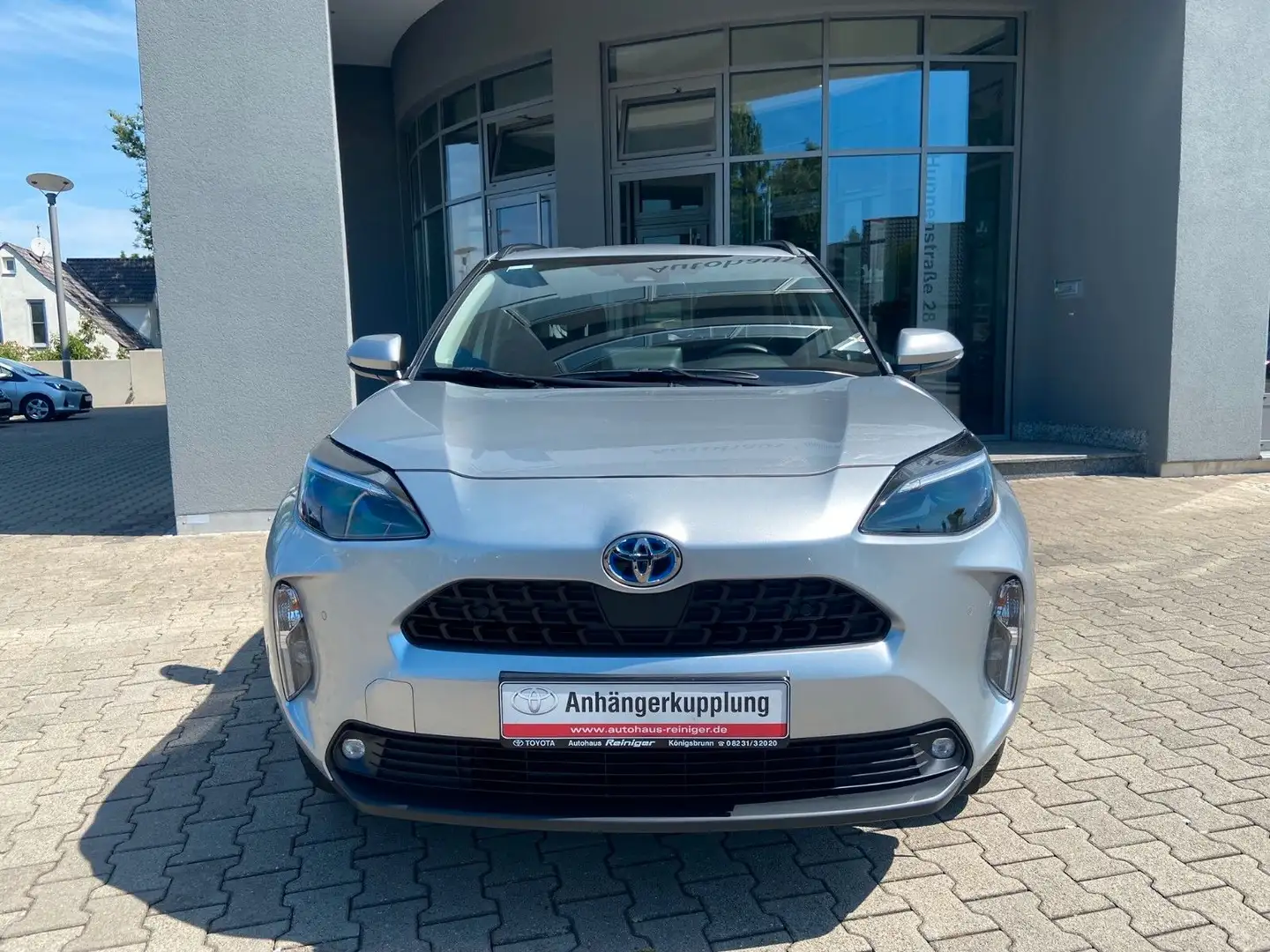 Toyota Yaris Cross 1.5l Hybrid Allrad*AHK,Kamera,Navi Silber - 2