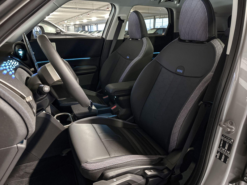 MINI Countryman 1.5 C Favoured M — photo 9