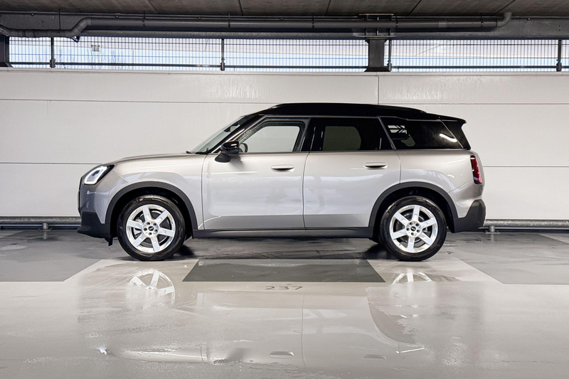 MINI Countryman 1.5 C Favoured M — photo 2