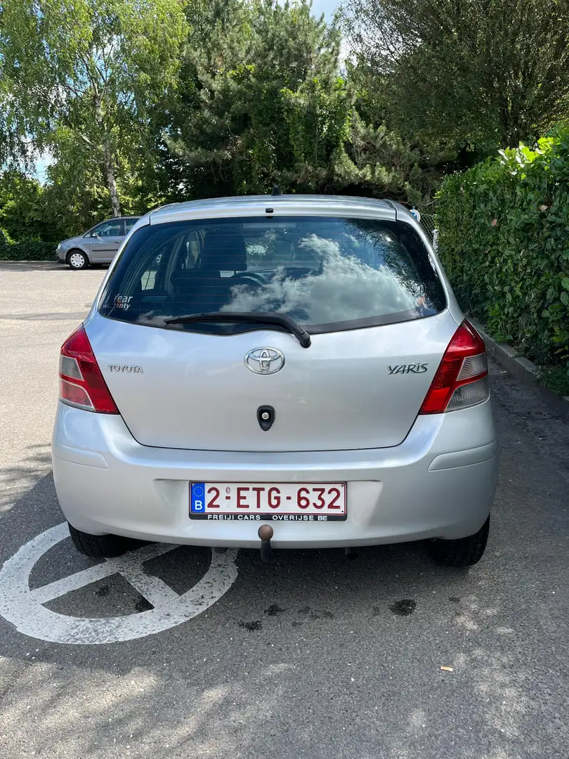 Toyota Yaris 1.33i VVT-i Comfort - 2