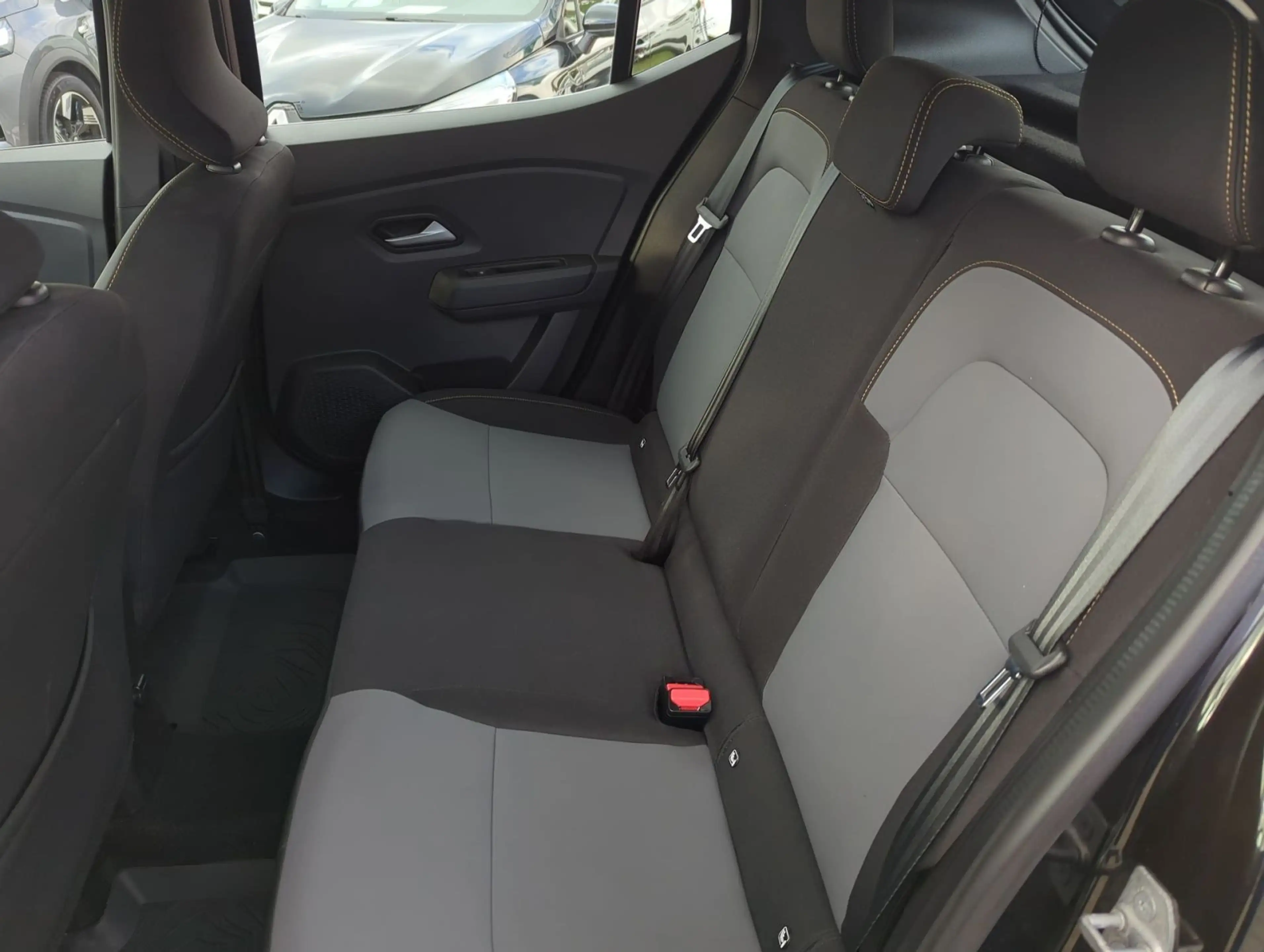 Dacia Sandero III 1.0TCe 110 Stepway Extreme+ AHK*GJR — photo 13
