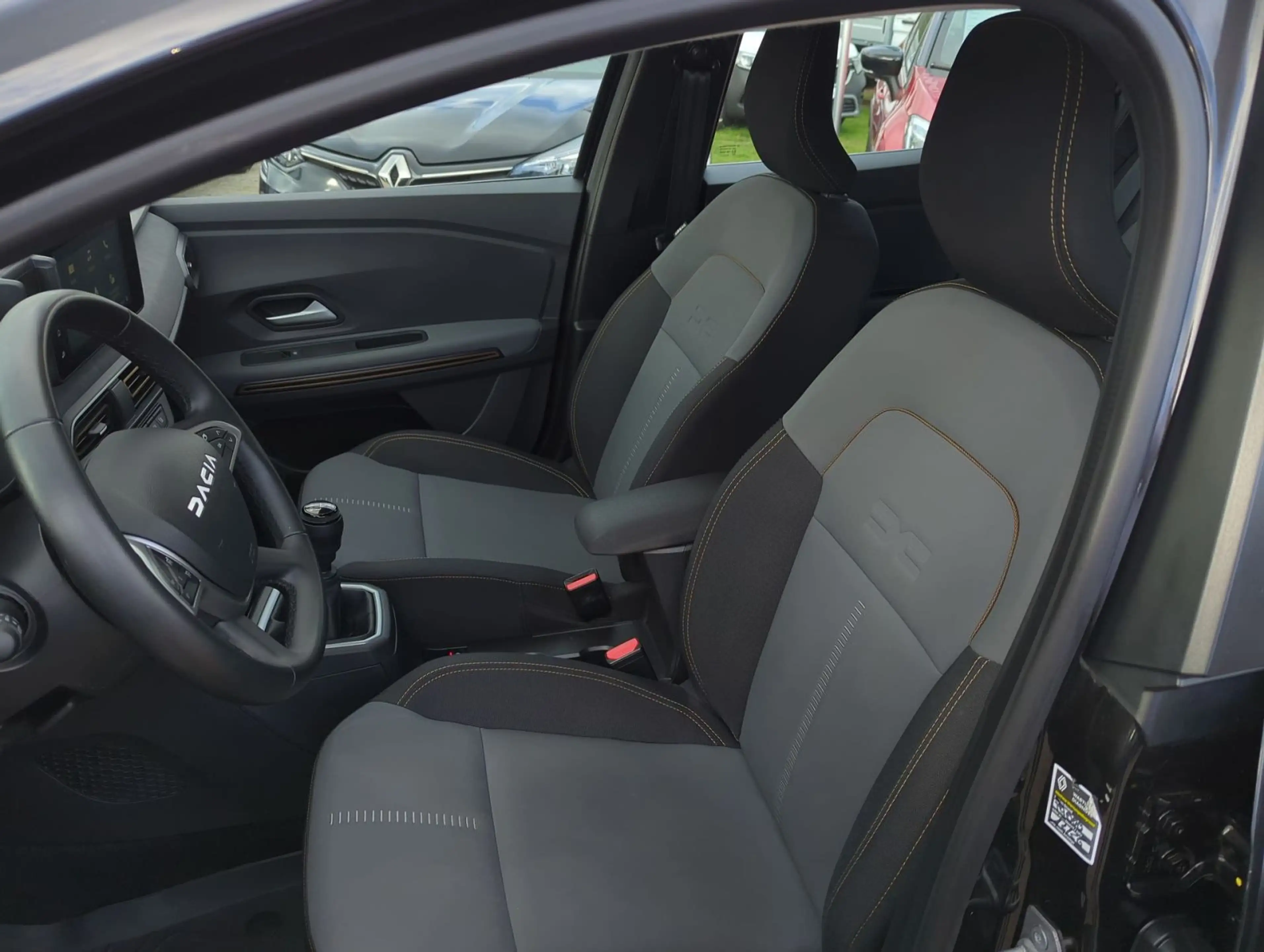 Dacia Sandero III 1.0TCe 110 Stepway Extreme+ AHK*GJR — photo 12