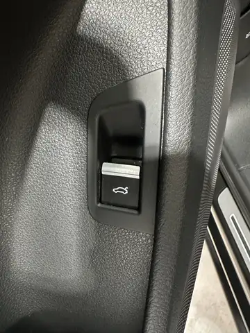 Audi Q7 view 22