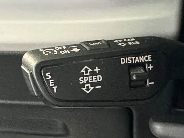 Audi Q7 view 23
