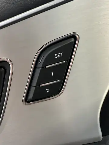 Audi Q7 view 21