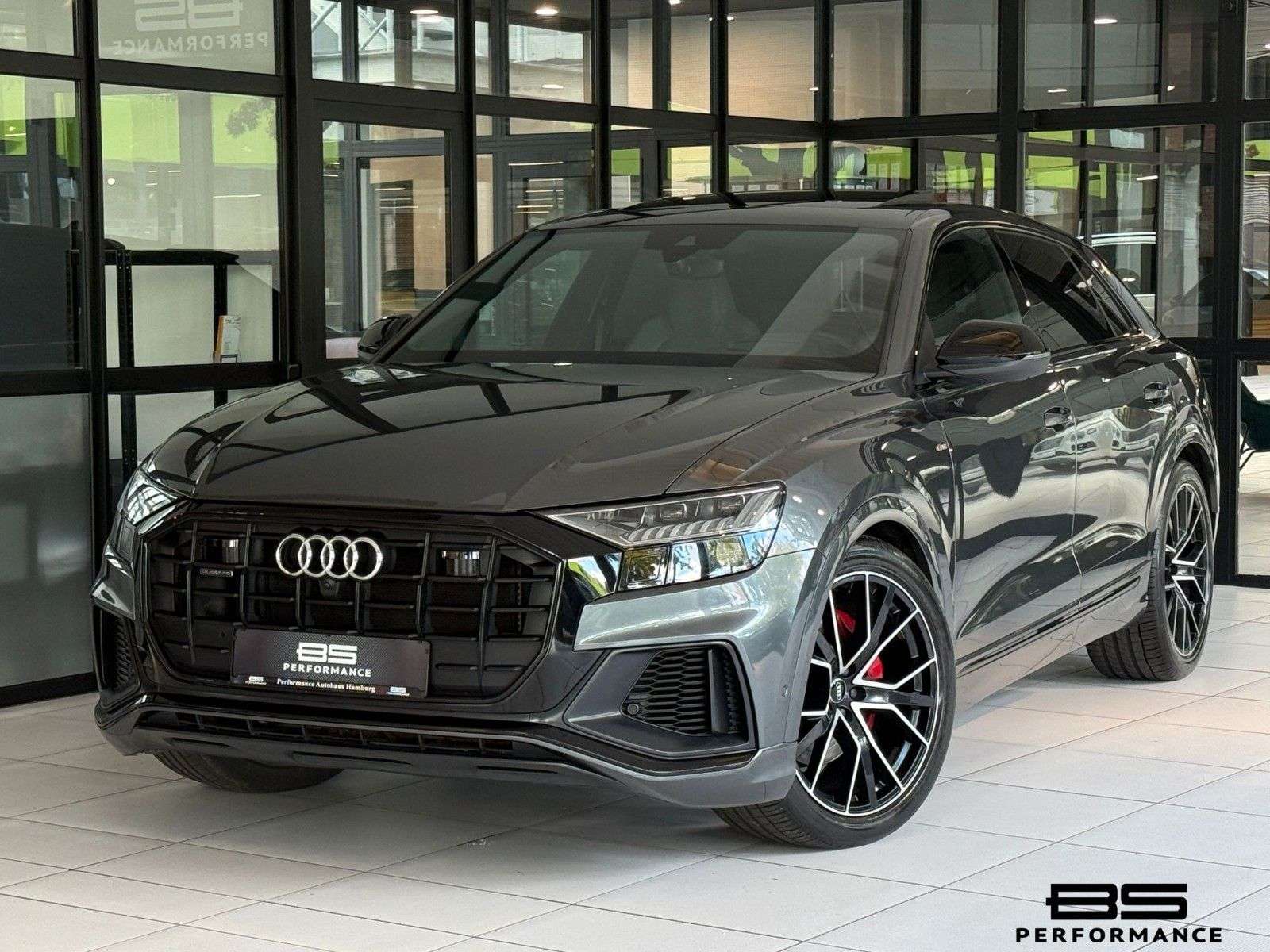 Second hand Audi Q8 