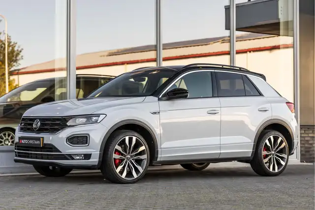 Volkswagen T-Roc view 13