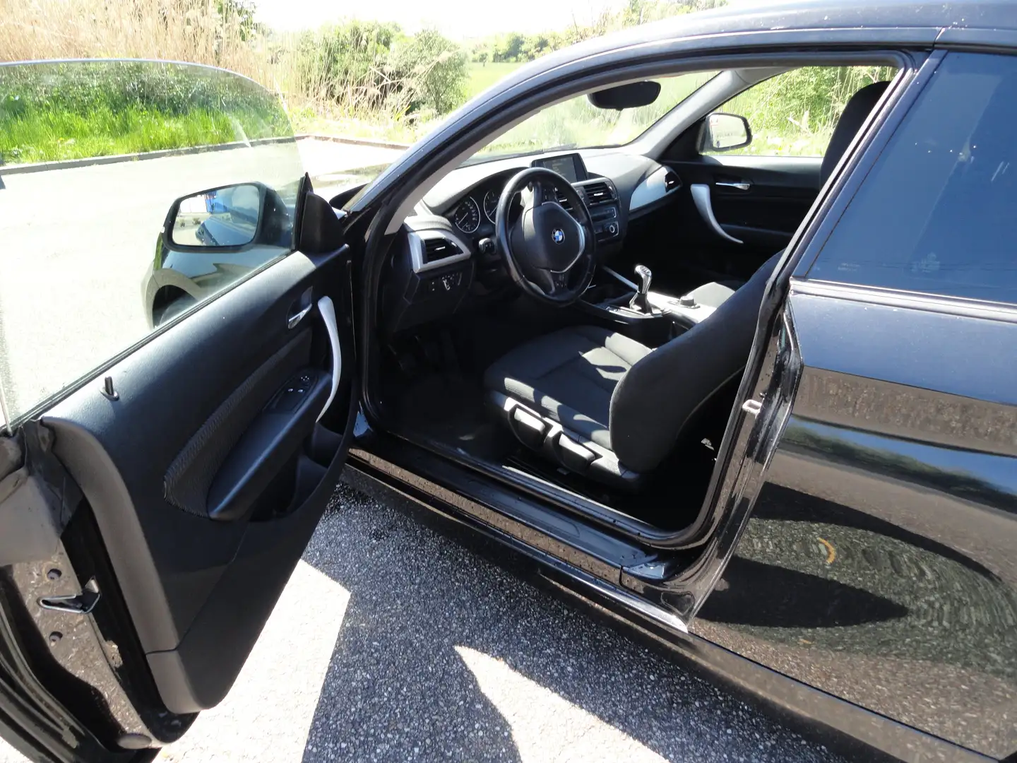 BMW 220 Coupe 220d 184 ch Lounge Чёрный - 2