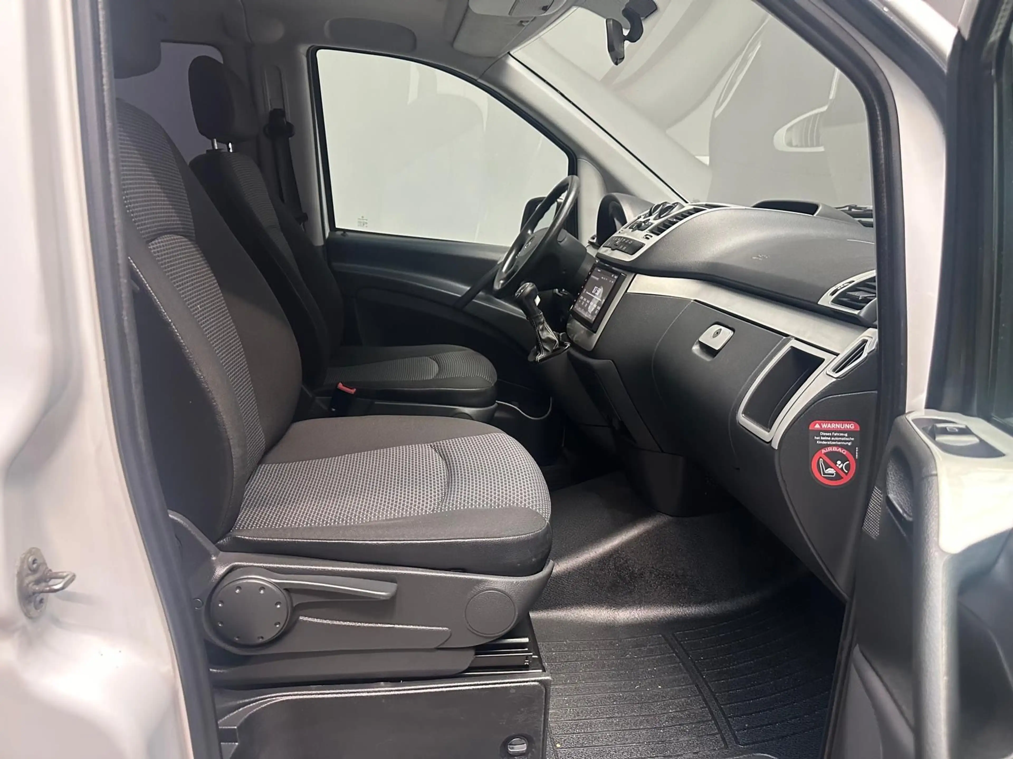 Mercedes-Benz Vito Kombi 116 CDI lang +HU NEU+8 SITZE+KLIMA+ — photo 9