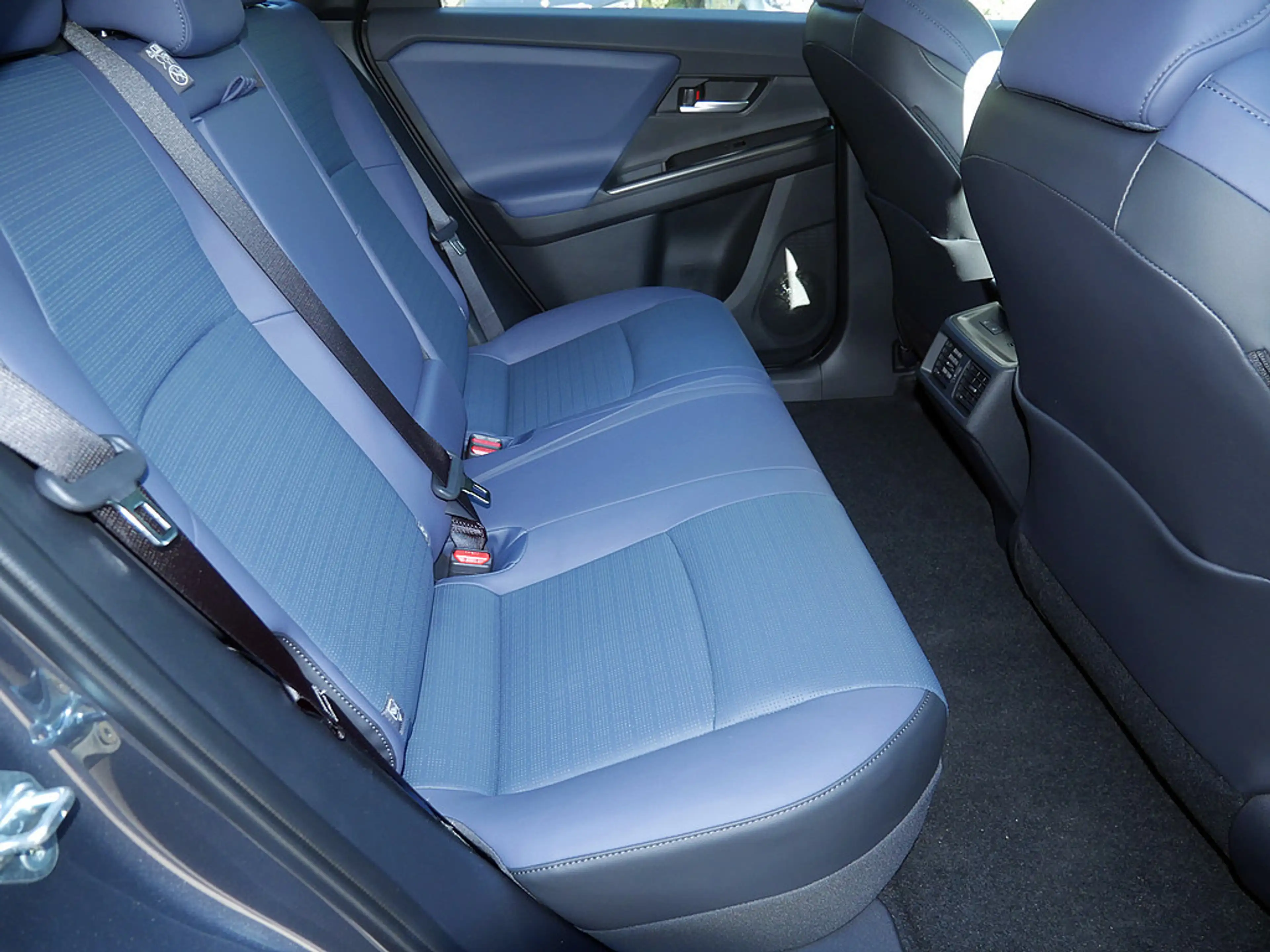 Subaru E-OUTBACK 75 AWD Platinum ACC LED PANO 360° — photo 11