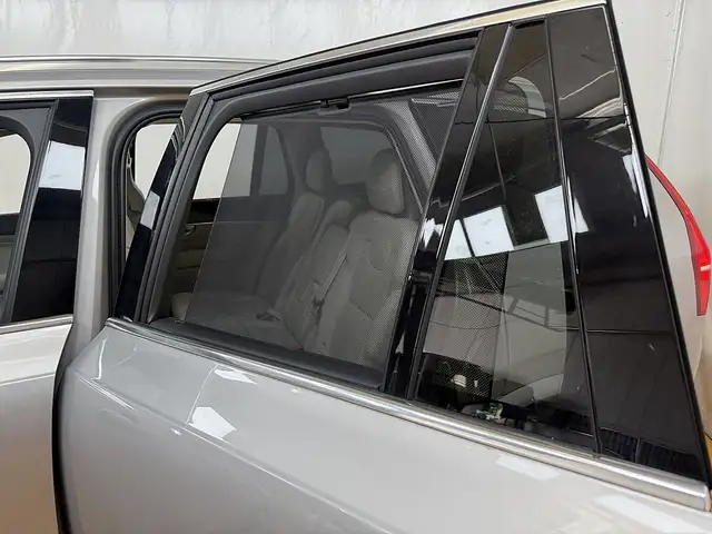 Volvo XC90 view 14