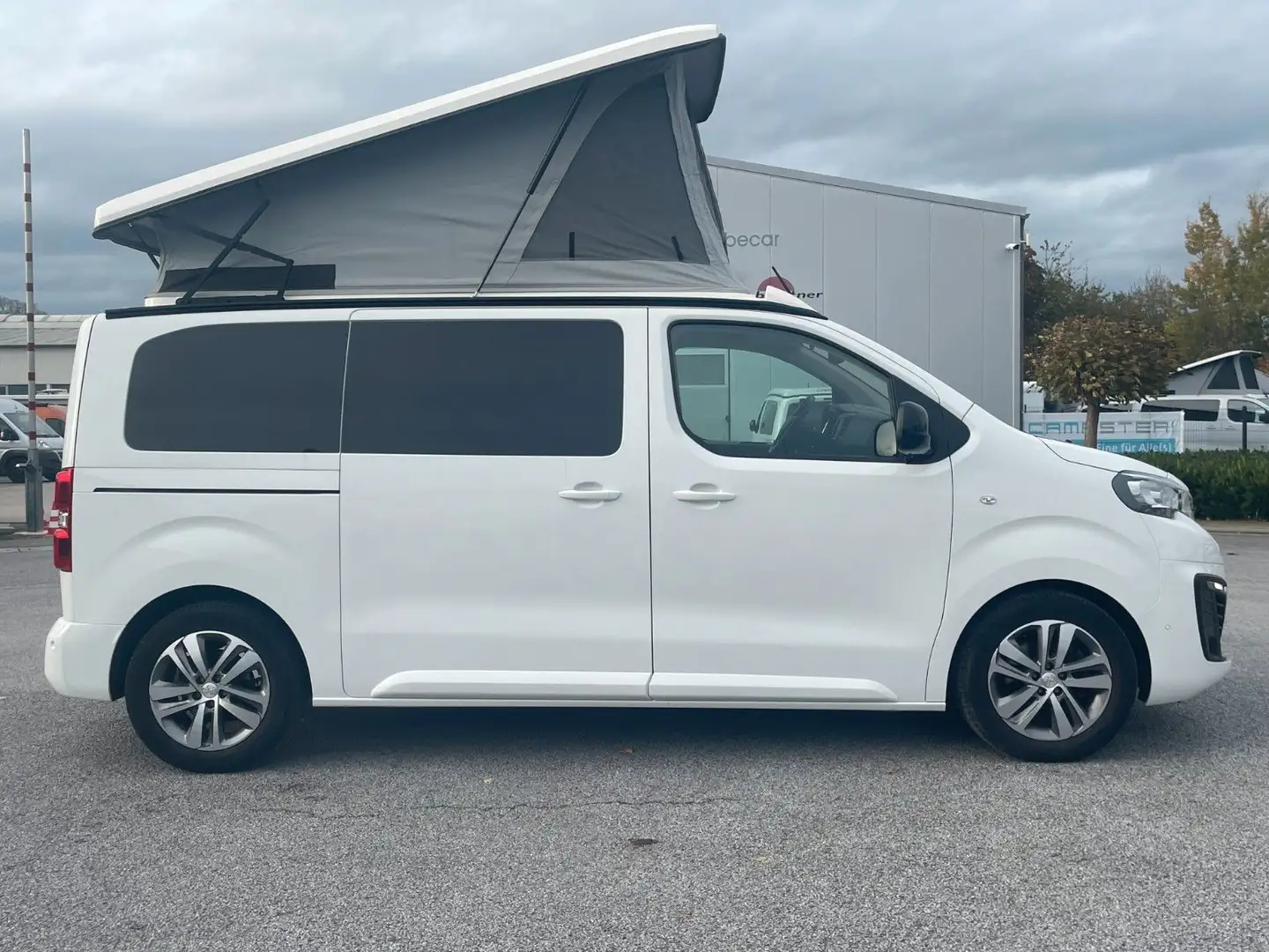 Pössl VANSTER | Aufstelldach | 8. Sitzer Weiß - 2