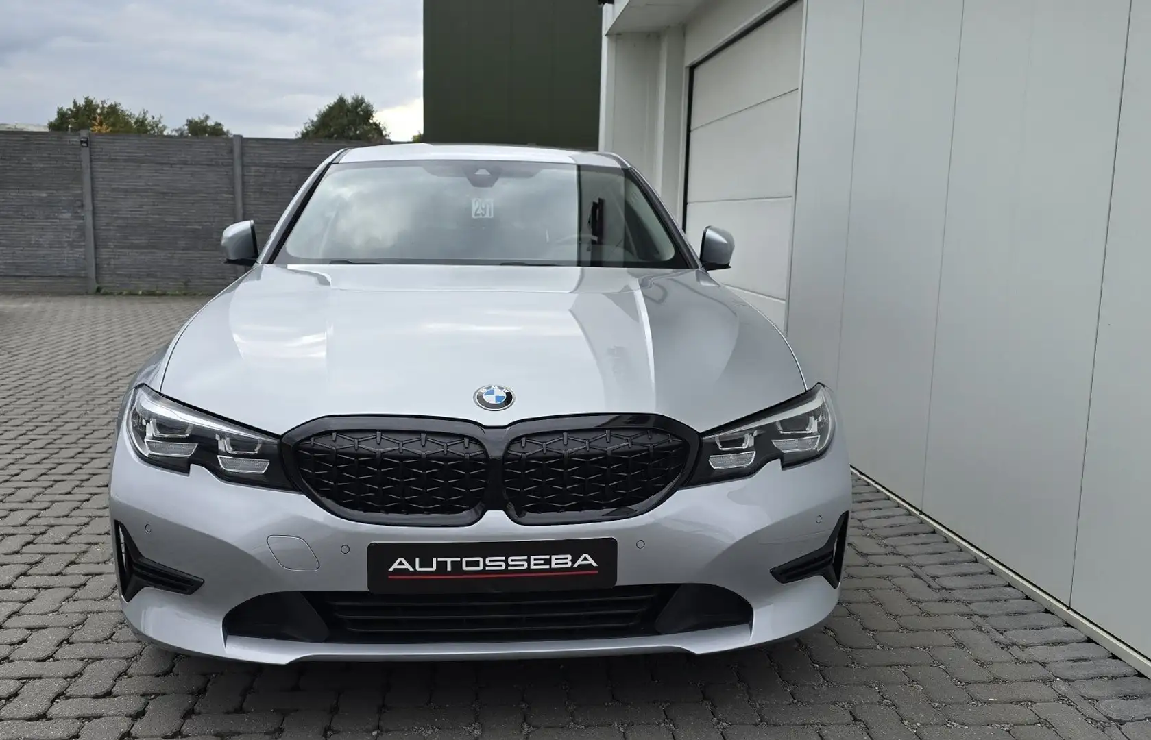 BMW 316 dA Berline Navi/Pdc/Garantie **88520km** Argent - 2