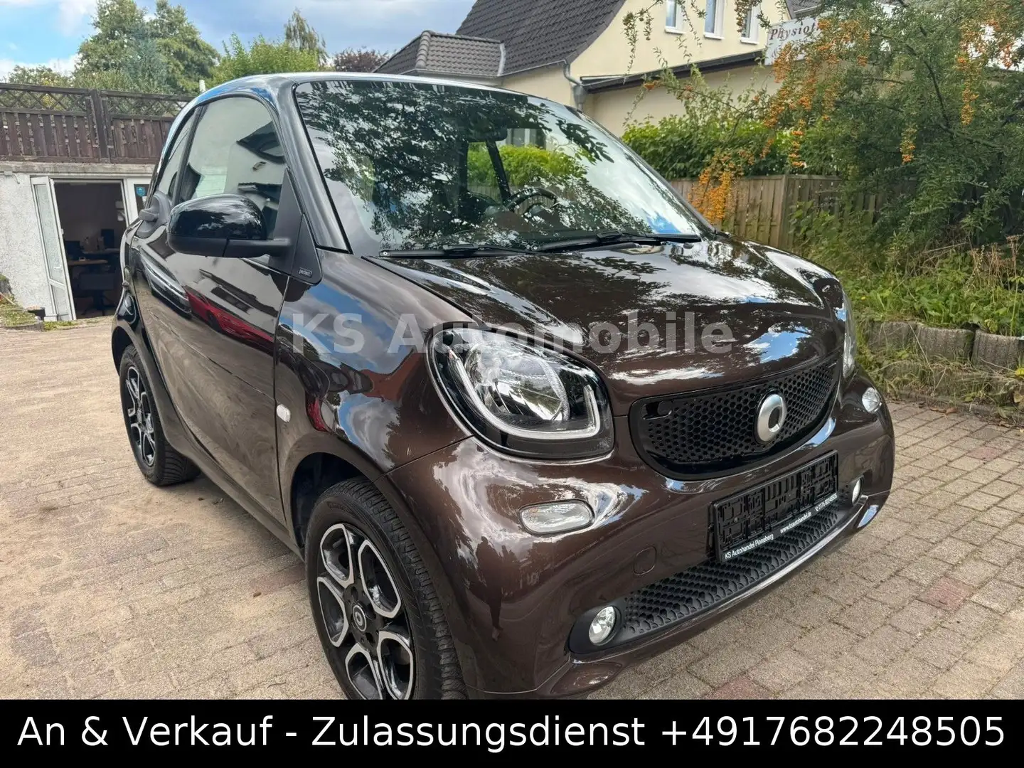 smart forTwo FORTWO/PERFECT/PANO/LEDER/NAVI/2.HAND Brun - 1