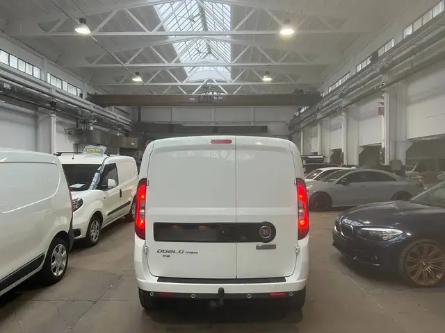 Fiat Doblo view 6
