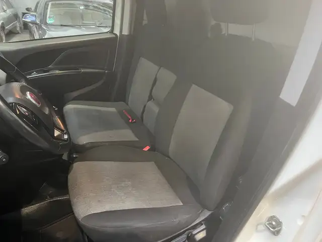 Fiat Doblo view 12