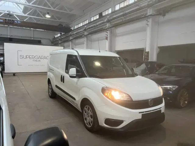 Fiat Doblo view 2