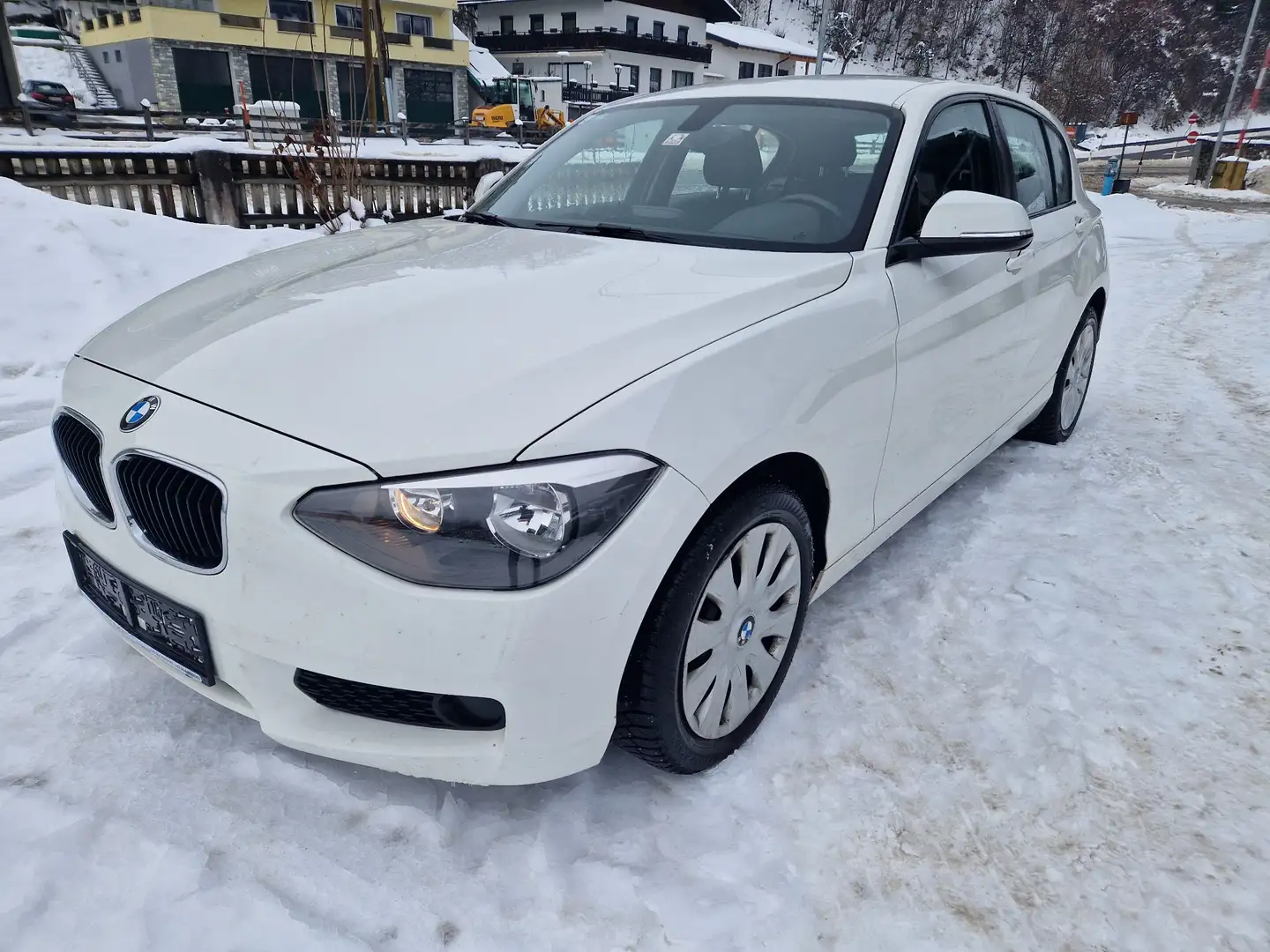 BMW 116 116i 5-Tuerer F20 N13 - 1