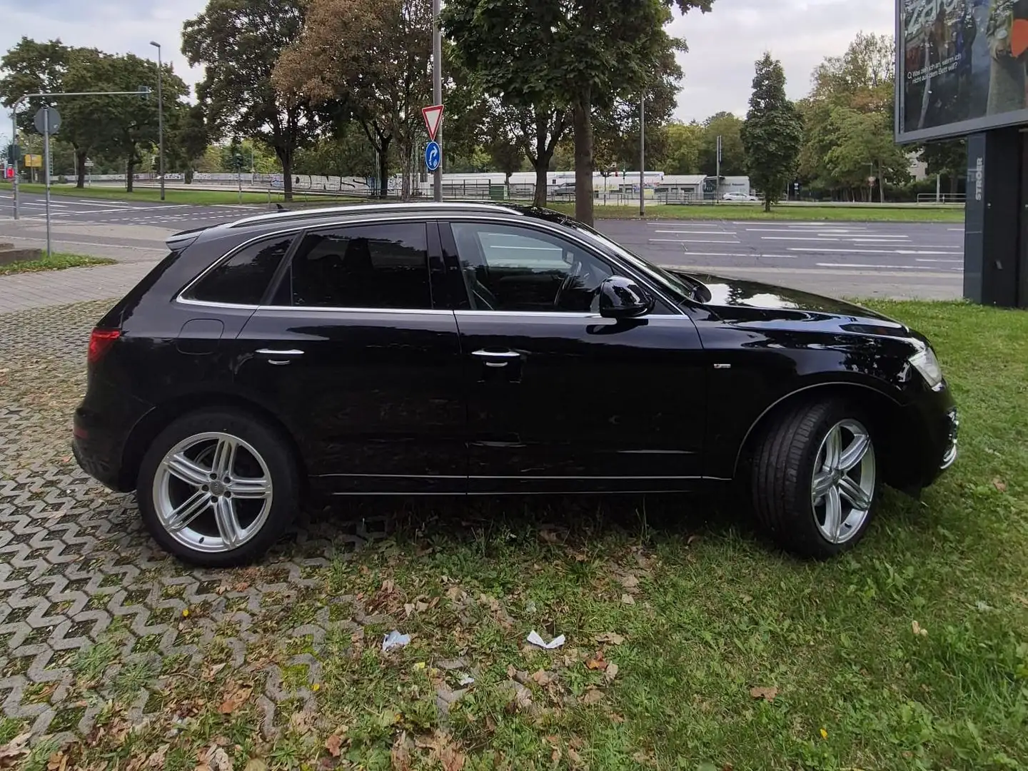Audi Q5 Q5 2.0 TDI quattro (clean diesel) S tronic Schwarz - 2