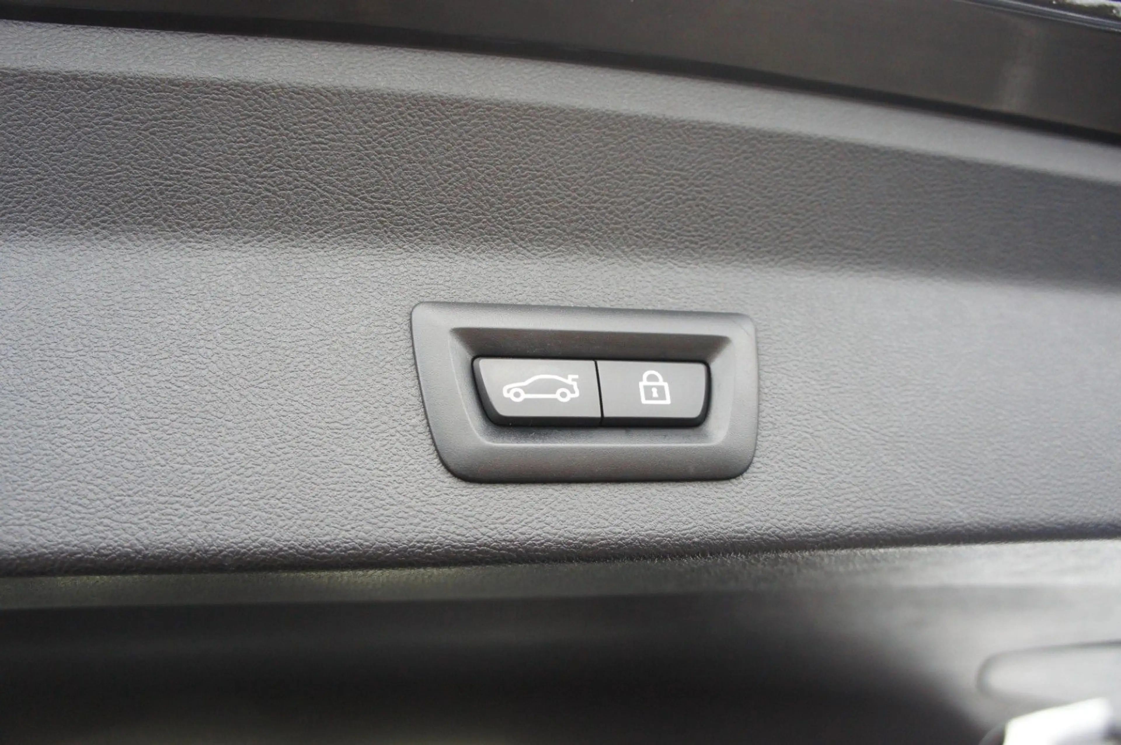 BMW X3 xDrive 20d M Sport*PANO*LASER*SHADOW*20Z*HIFI — photo 8