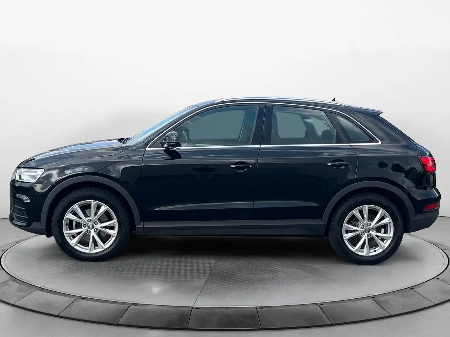 Audi Q3 1.4 TFSI XENON*NAVI*PDC*AHK*SZHG Noir - 2