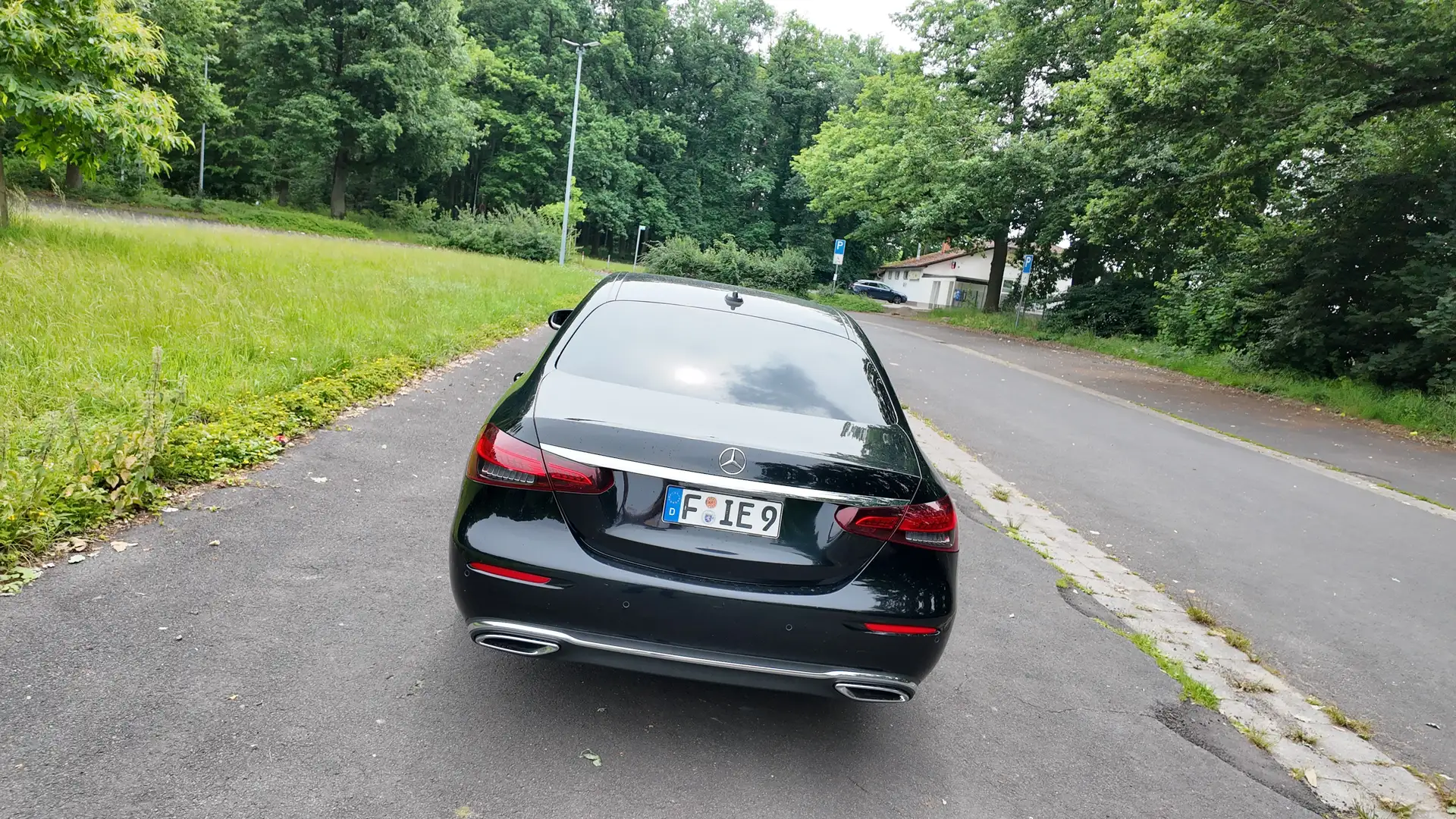 Mercedes-Benz E 220 E 220 d (213.004) Zwart - 2