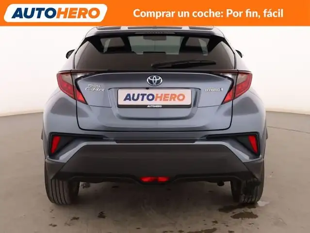 Toyota C-HR view 5