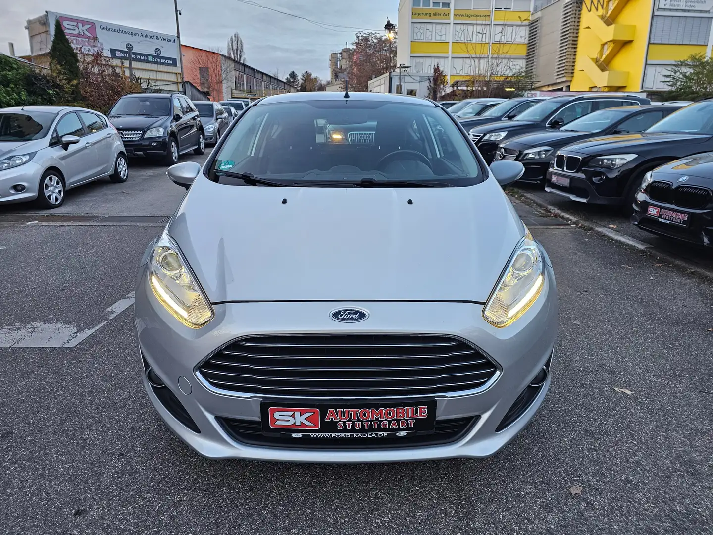 Ford Fiesta Trend Klima TÜV neu Plateado - 2