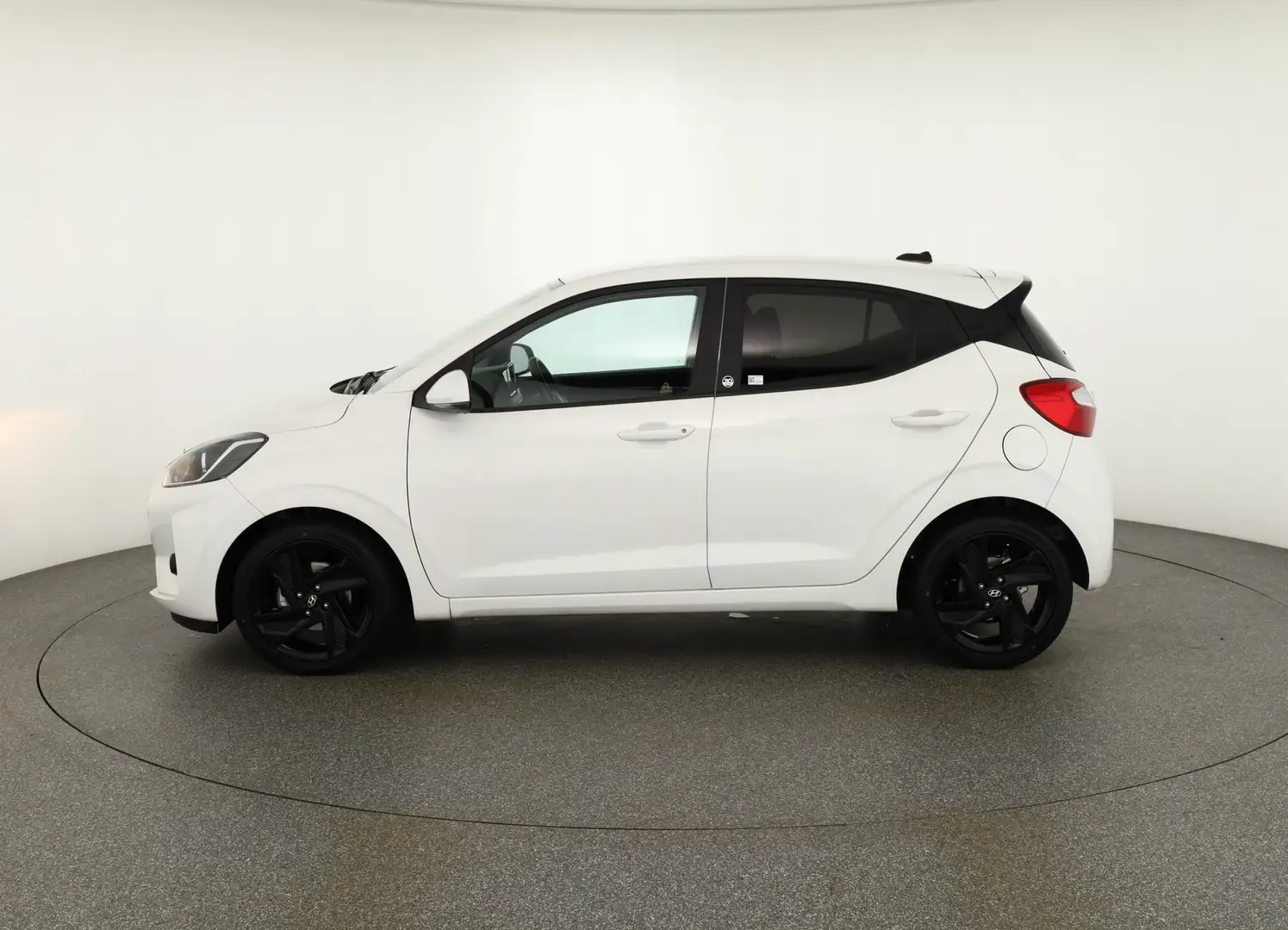 Hyundai i10 1.0 Connect & Go Navi Kamera Sitzheizung DAB Blanc - 2