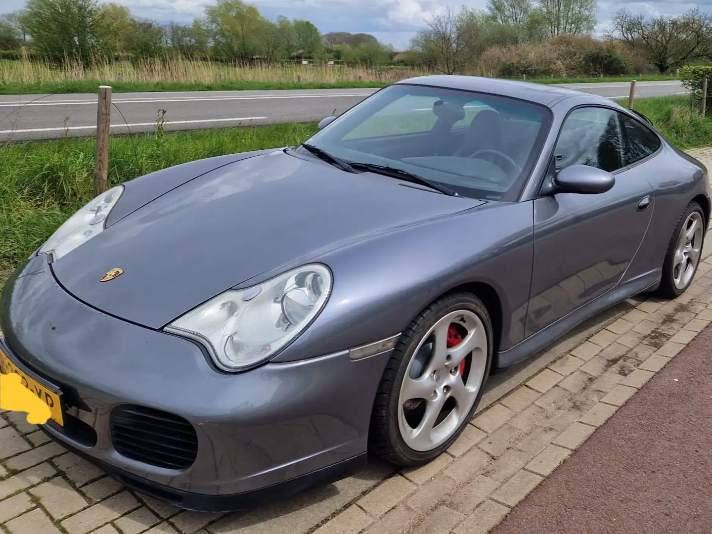 Porsche 996 3.6 Coupé Carrera 4S Grijs - 1