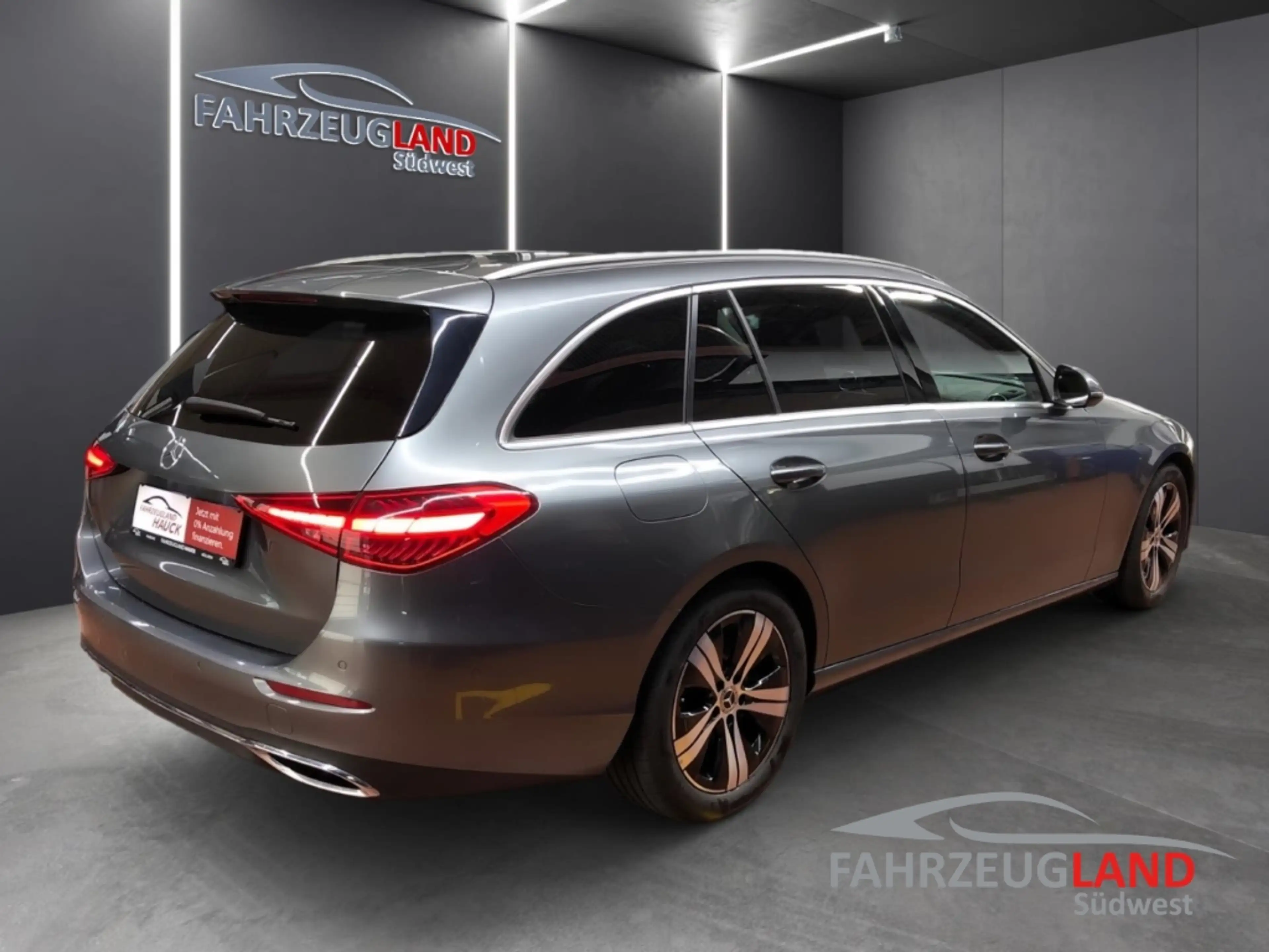 Mercedes-Benz C 220 T-Modell Avantgarde Komfort-Paket Infotainment-Pak — photo 3