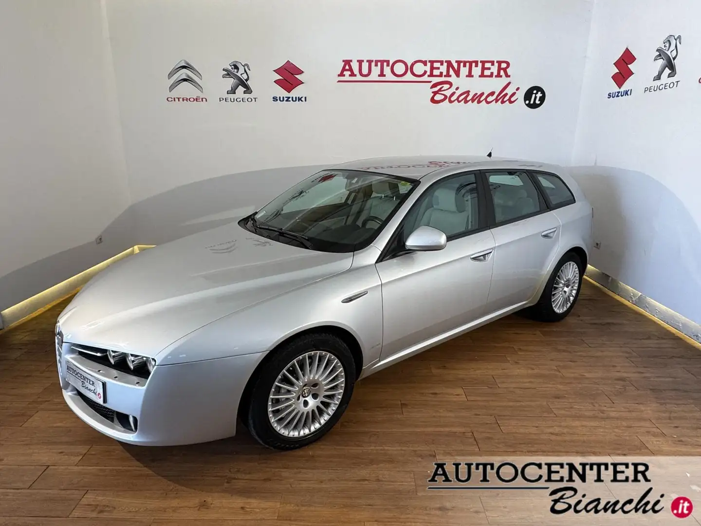 Alfa Romeo 159 159 SW 2.4 jtdm 200cv Plateado - 1