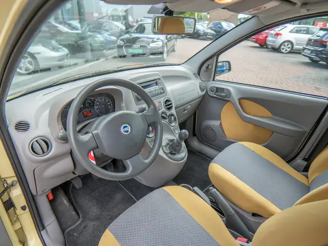 Fiat Panda view 12