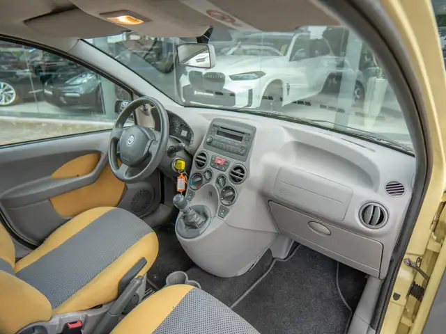Fiat Panda view 5