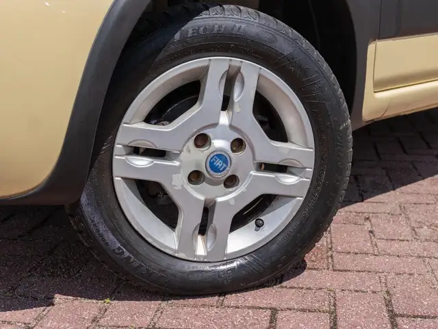 Fiat Panda view 15