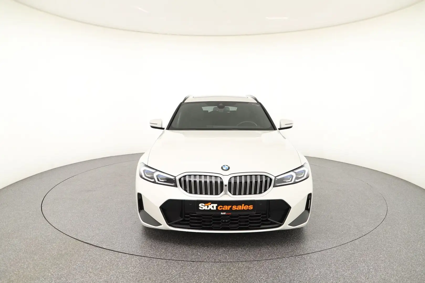 BMW 320 d xDr. M Sport LCPro|HUD|PAN|PAs+360|SHZG|AHK Weiß - 2
