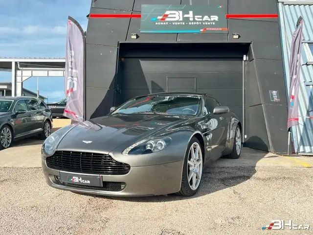 Aston Martin V8 4.3 385 BVM - Bon historique - Embrayage fait - Vidange de boîte faite