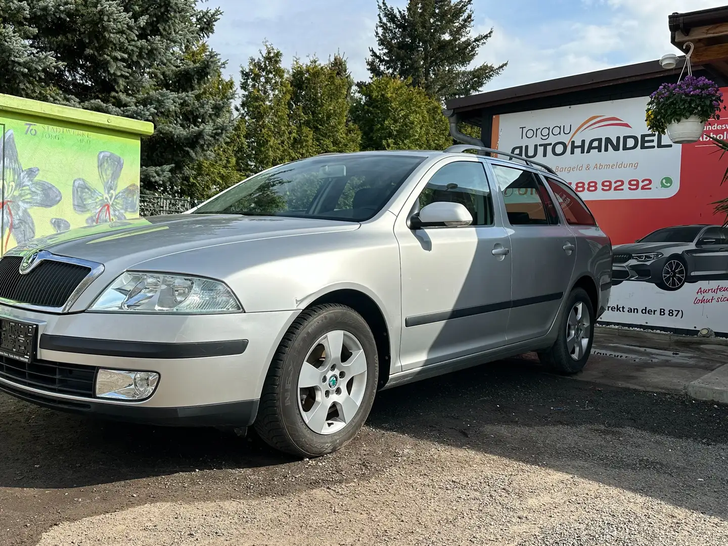 Skoda Octavia Ambiente-1,6/TÜV-HU-INSPEKTION-NEU/SHK./KLIMA. Grau - 1