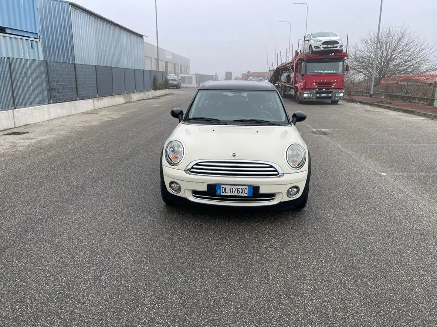 MINI Cooper Clubman Clubman 1.6 Cooper Beżowy - 2